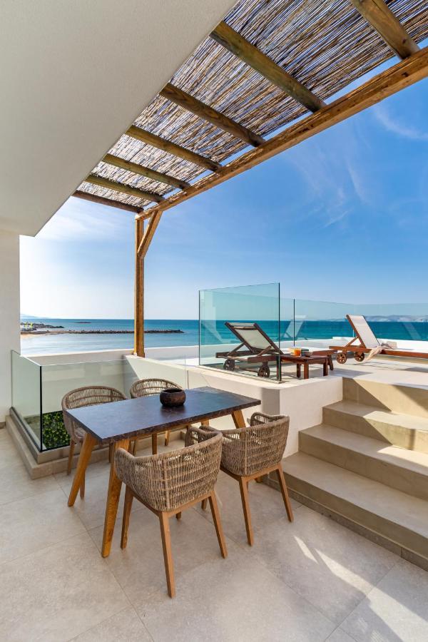 Wave, An Idyllic Seafront Suite Kokkini Hani Eksteriør billede